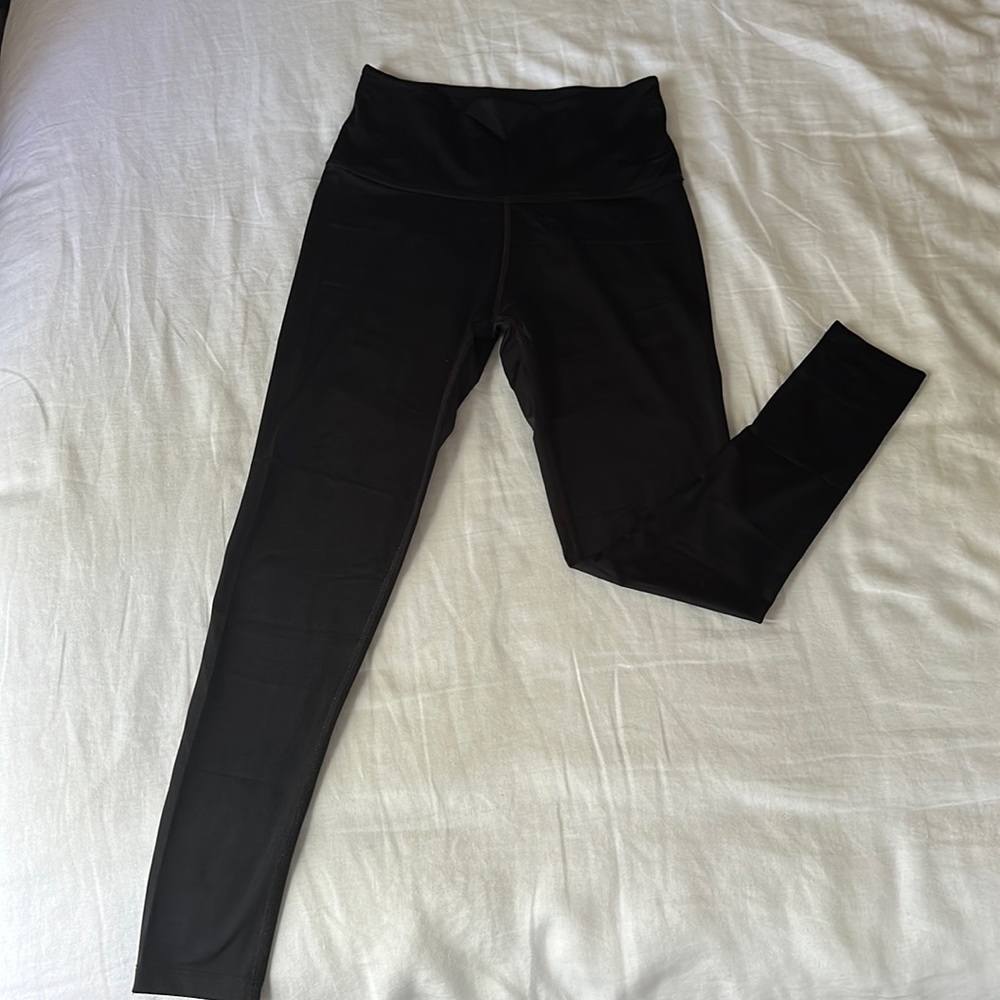 Beyond Yoga high waist black leggings - excellent condition size M medium